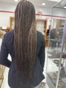 blonde, 613, burgundy and black knotless braids with staright ends